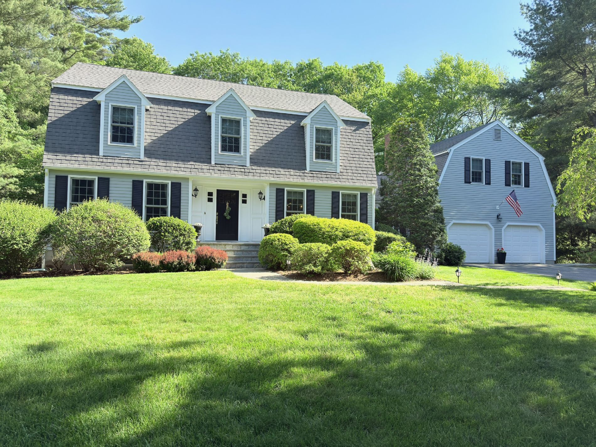 Walpole Home, MA Real Estate Listing